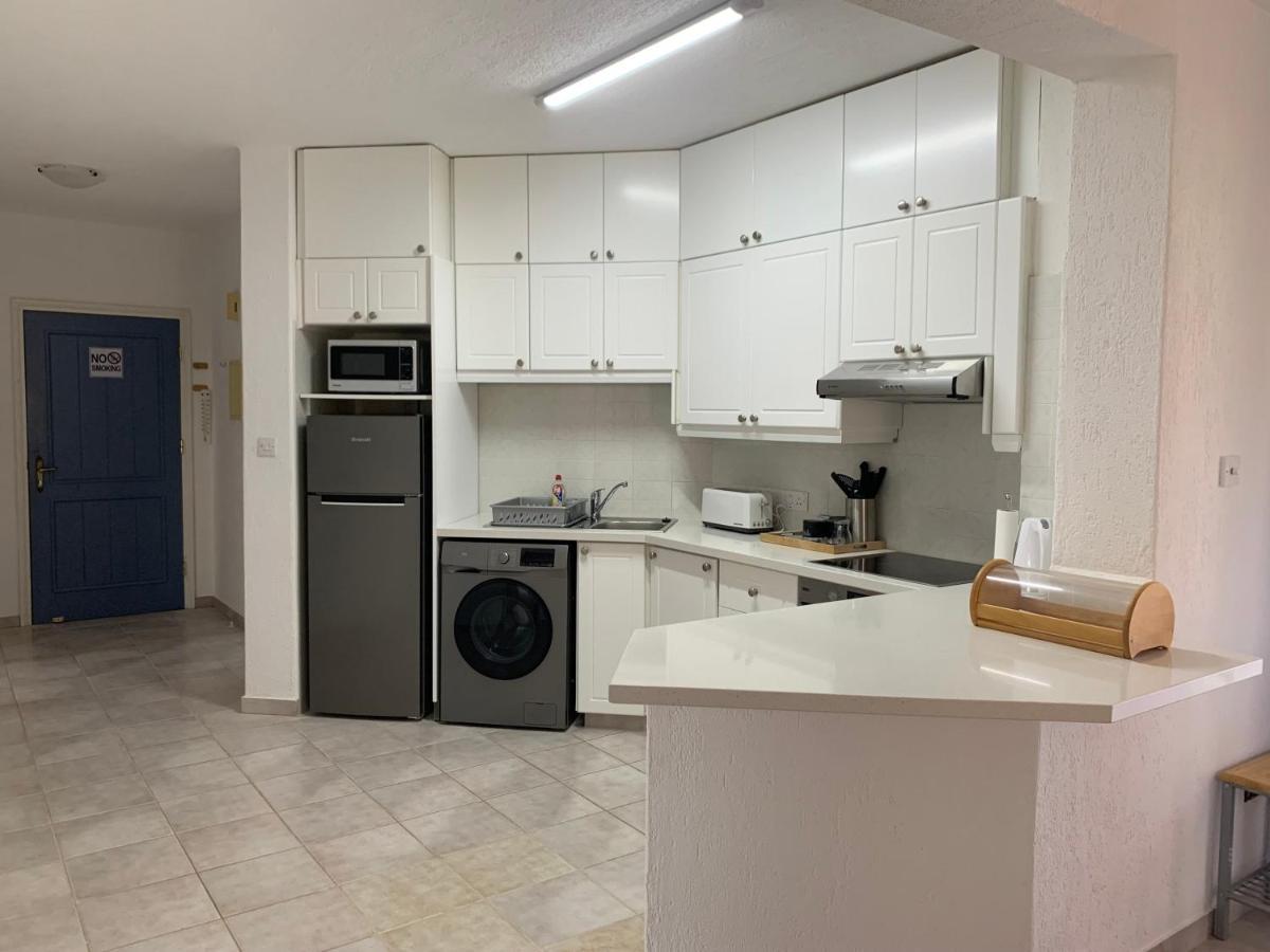 Kings Palace - Stylish, Modern 2 Bed With Sea Views Paphos Extérieur photo