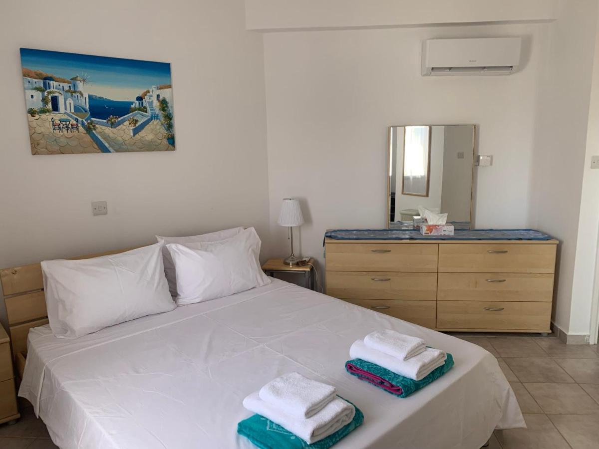 Kings Palace - Stylish, Modern 2 Bed With Sea Views Paphos Extérieur photo