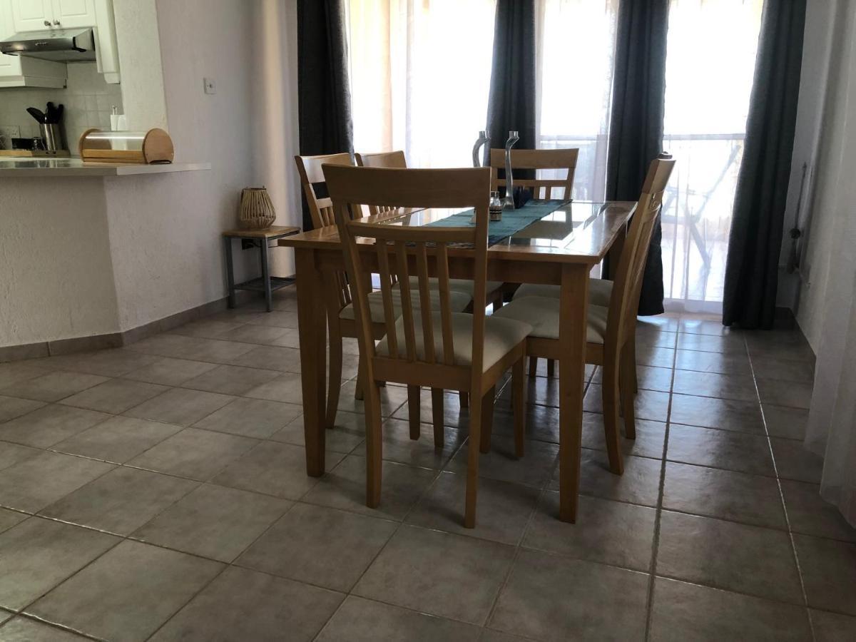 Kings Palace - Stylish, Modern 2 Bed With Sea Views Paphos Extérieur photo